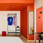 Aparthotel The Social Hub Extended 4*