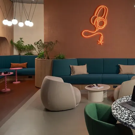Ξενοδοχείο με διαμερίσματα The Social Hub Extended *