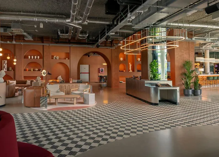 The Social Hub Extended