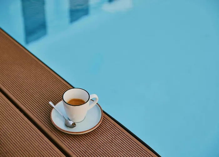 Apartahotel The Social Hub Extended 4*